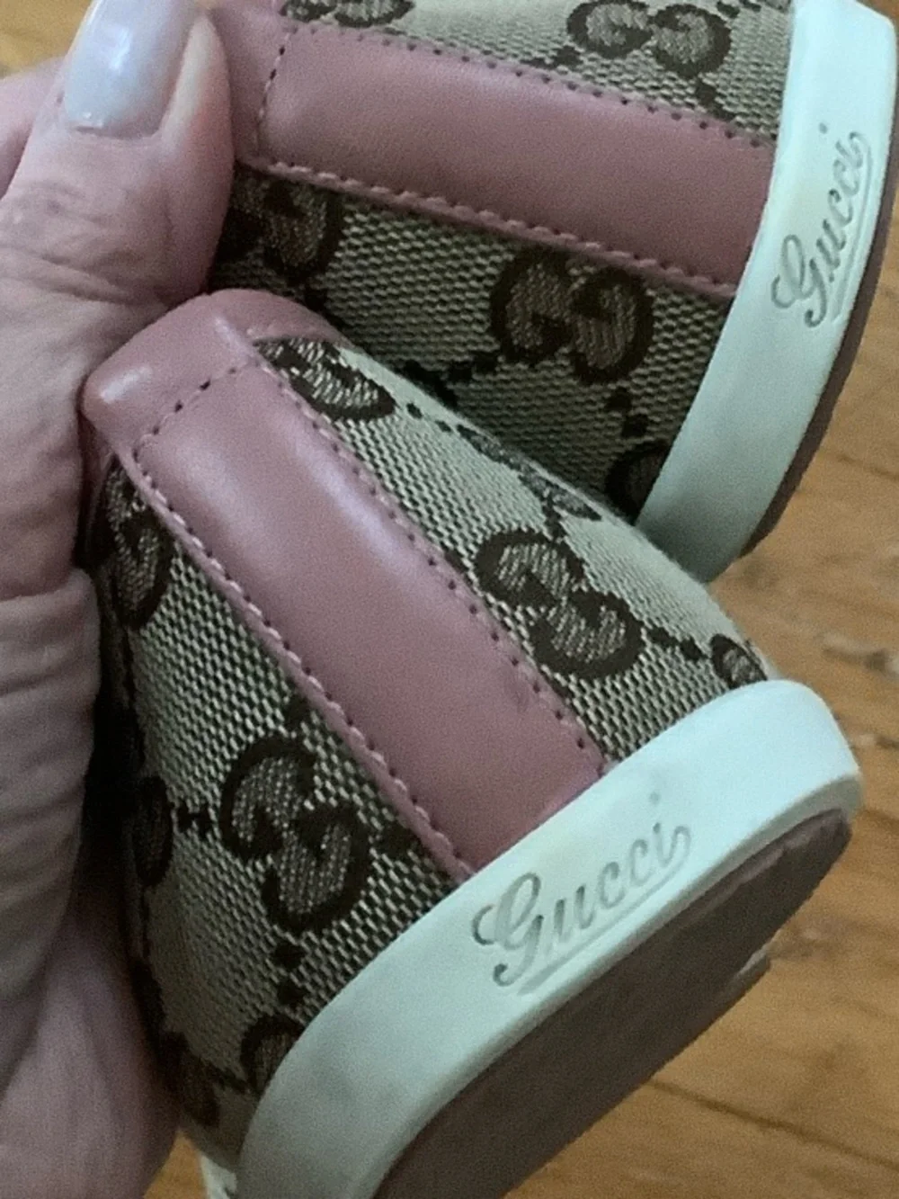 Gucci Beige GG Canvas Ballet Flats with Pink Trim size 37